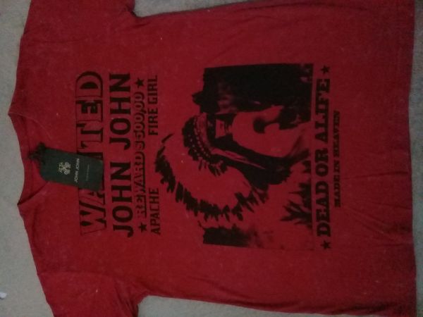 camiseta jhon jhon