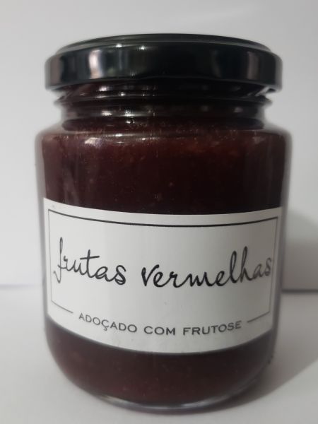 Frutas vermelhas (250 ml)