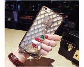 Capa com pedras - Iphone 5, 6 e 7                  Cod.: 008