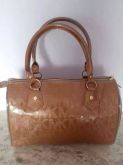 Bolsa Baú MK ouro velho