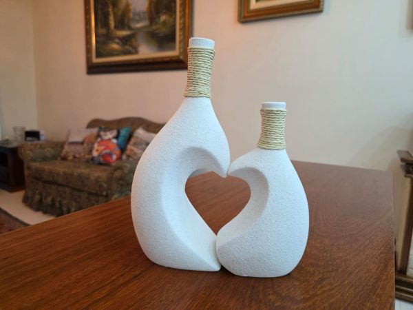 Kit Vaso De Cerâmica Em Forma De Coração 20x25cm