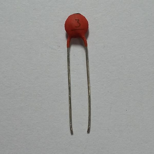 capacitor cerâmico 3pF x 50V
