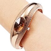 Relógio Feminino De Luxo Dourado Pulseira Elegante