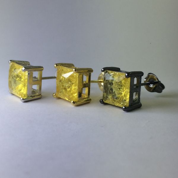 Brinco Quadrado Pedra Fusion