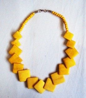 Colar Amarelo L