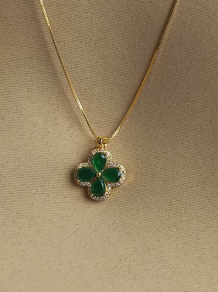 Corrente com pingente de trevo verde CP01080