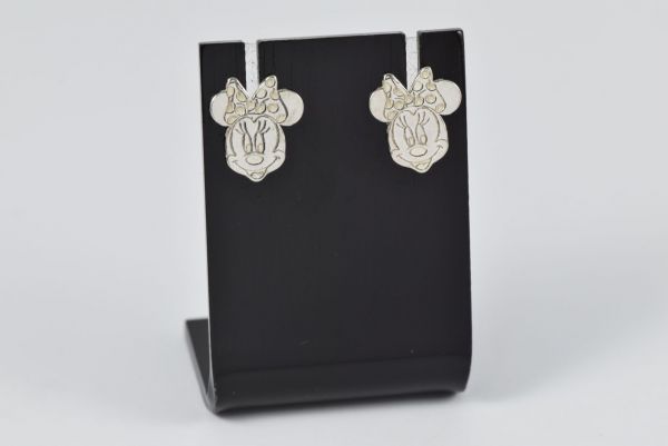 Brinco Personagem com Laço