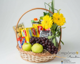 Cesta Frutas + Gérberas