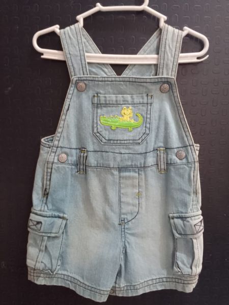 Jardineira903 3/6 meses