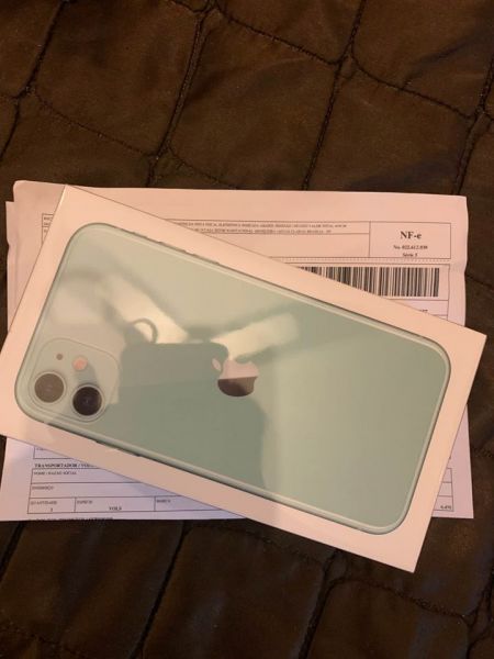 iPhone 11 Green 256gb nacional lacrado - 1 ano de garantia