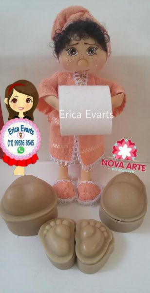 Kit fofinho (3 pçs) faz boneca P. papel higiênico