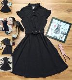Vestido Preto  de crepe de malha Mcom cinto)
