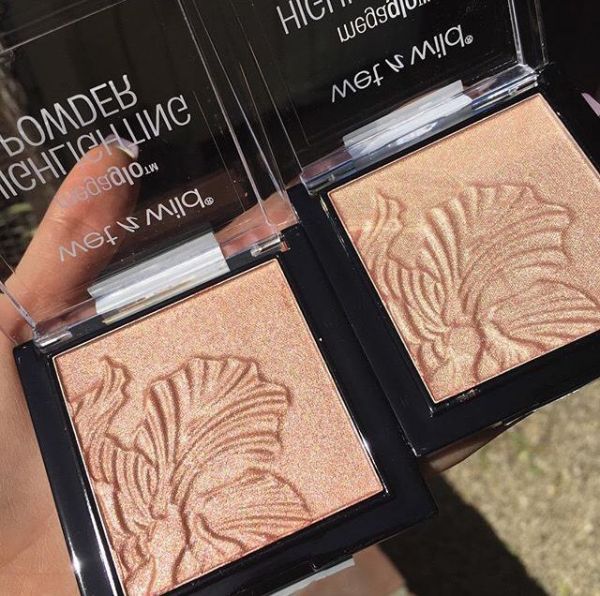 MegaGlo Highlighting Powder Wet n Wild