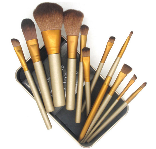 Kit com 12 pinceis para maquiagem