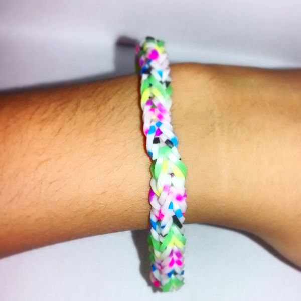 LOOM colorida trançada