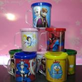 Caneca Acrílica Personalizada - Kit com 12 Unidades– Lembrança Incrível para Sua Festa!