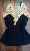Blusa Regata Em Viscose Com Renda Guipir Dourada