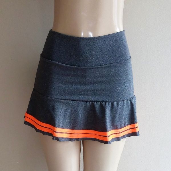 Short Saia com babado
