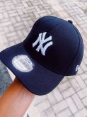 BONÉ NY