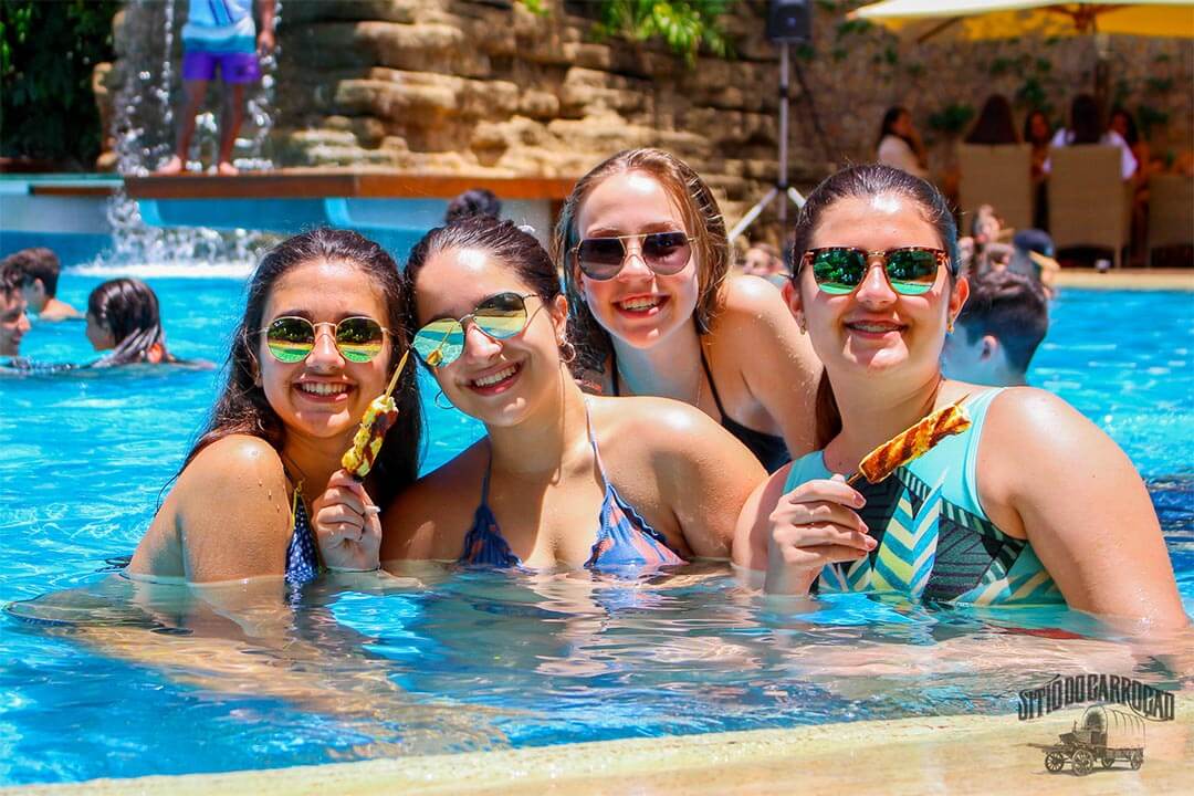 Pool Party24