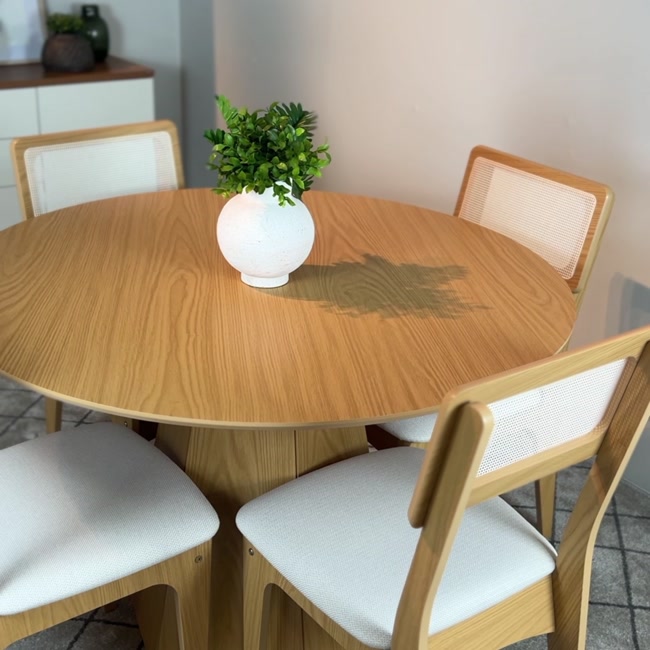 Conjunto Sala de Jantar Mesa Lisboa Hexagonal Carvalho Rosé com 4 Cadeiras Palha Sintética 100% Mdf Carvalho Rosé/Bege Claro Cr20