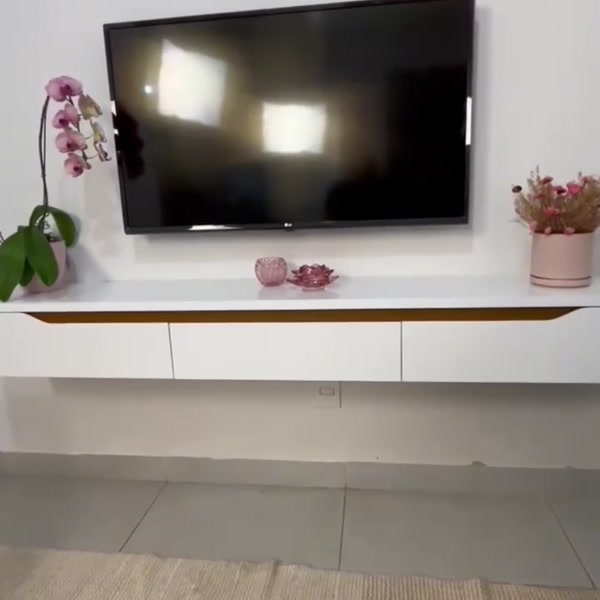 Rack Suspenso Uno P/ Tvs Até 65 Polegadas 180cm 3 Portas Branco/Cedro - Olivar Móveis