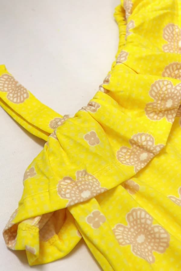 Macaquinho Feminino Infantil Ombro único