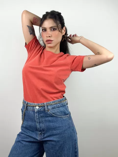 Camiseta Feminina Estonada Lisa Manu Terracota