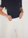 Calça Reta Feminina de Malha Linho e Nervura Beatriz com Bolso Faca e Cós Elástico