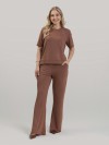 Conjunto em Molecotton de Viscose Premium com Calça Flare e Blusa Alongada Maitê Marrom Cacau