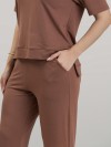 Conjunto em Molecotton de Viscose Premium com Calça Flare e Blusa Alongada Maitê Marrom Cacau