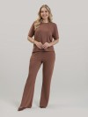 Conjunto em Molecotton de Viscose Premium com Calça Flare e Blusa Alongada Maitê Marrom Cacau