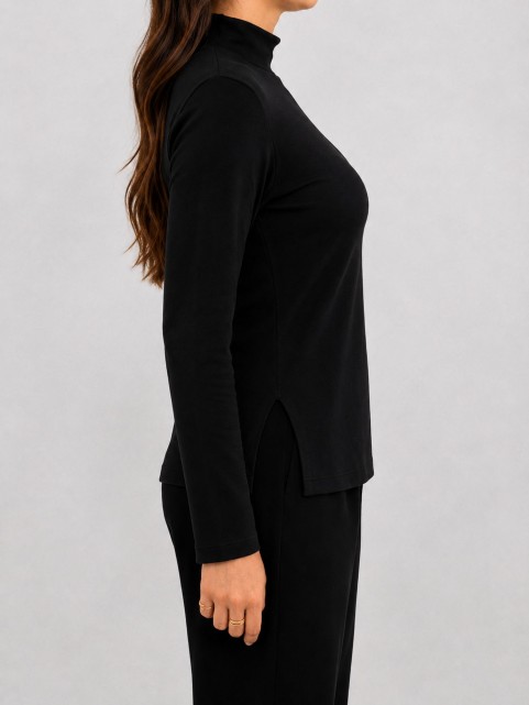 Blusa Feminina Canelada Gola Alta e Manga Longa Helena Preto