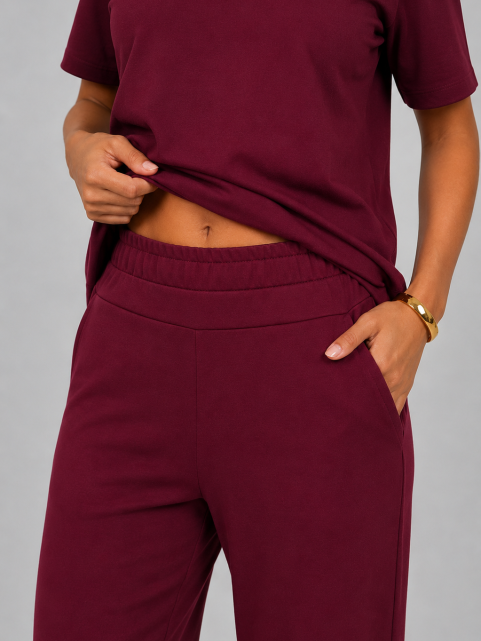 Conjunto em Molecotton de Viscose Premium com Calça Flare e Blusa Alongada Maitê Vinho