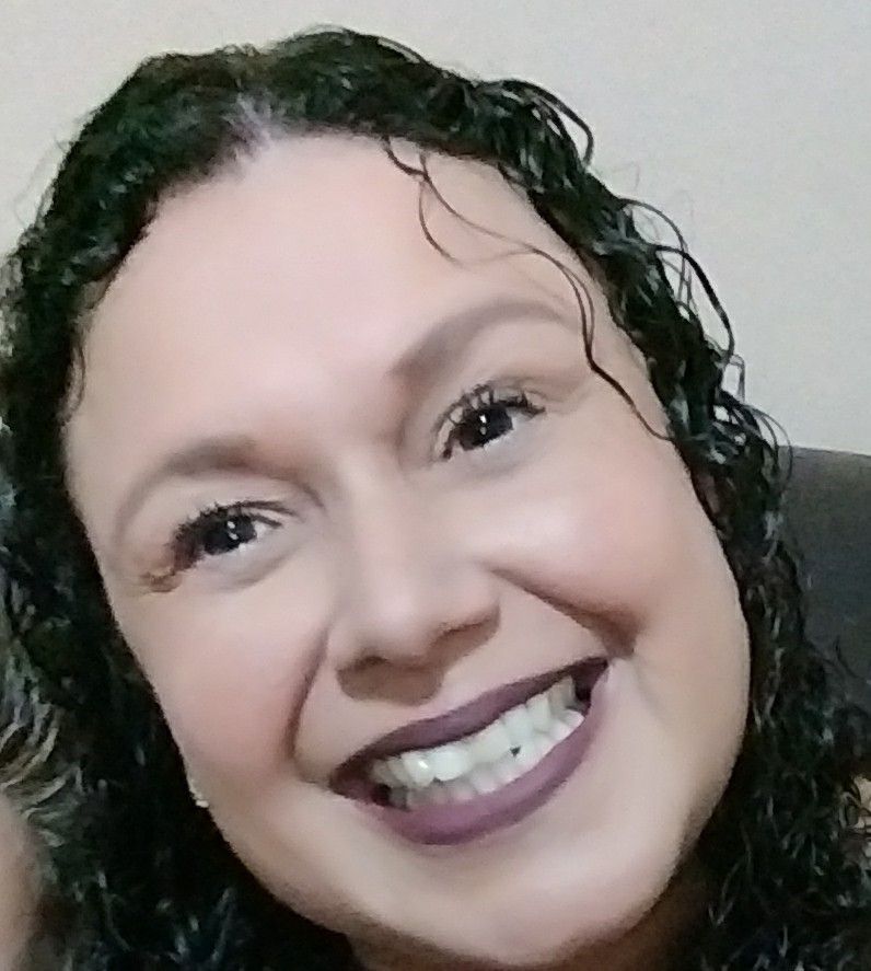 Elaine Cristina de Araújo