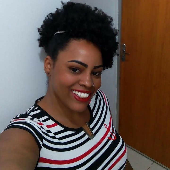 Adriana  Tamires Dos Santos 