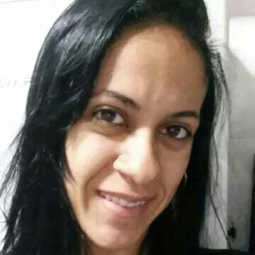 Ana Lúcia Gonçalves Gomes