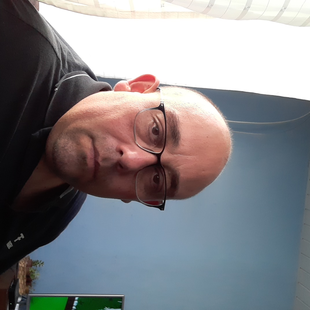 Michel Weiss Pereira 