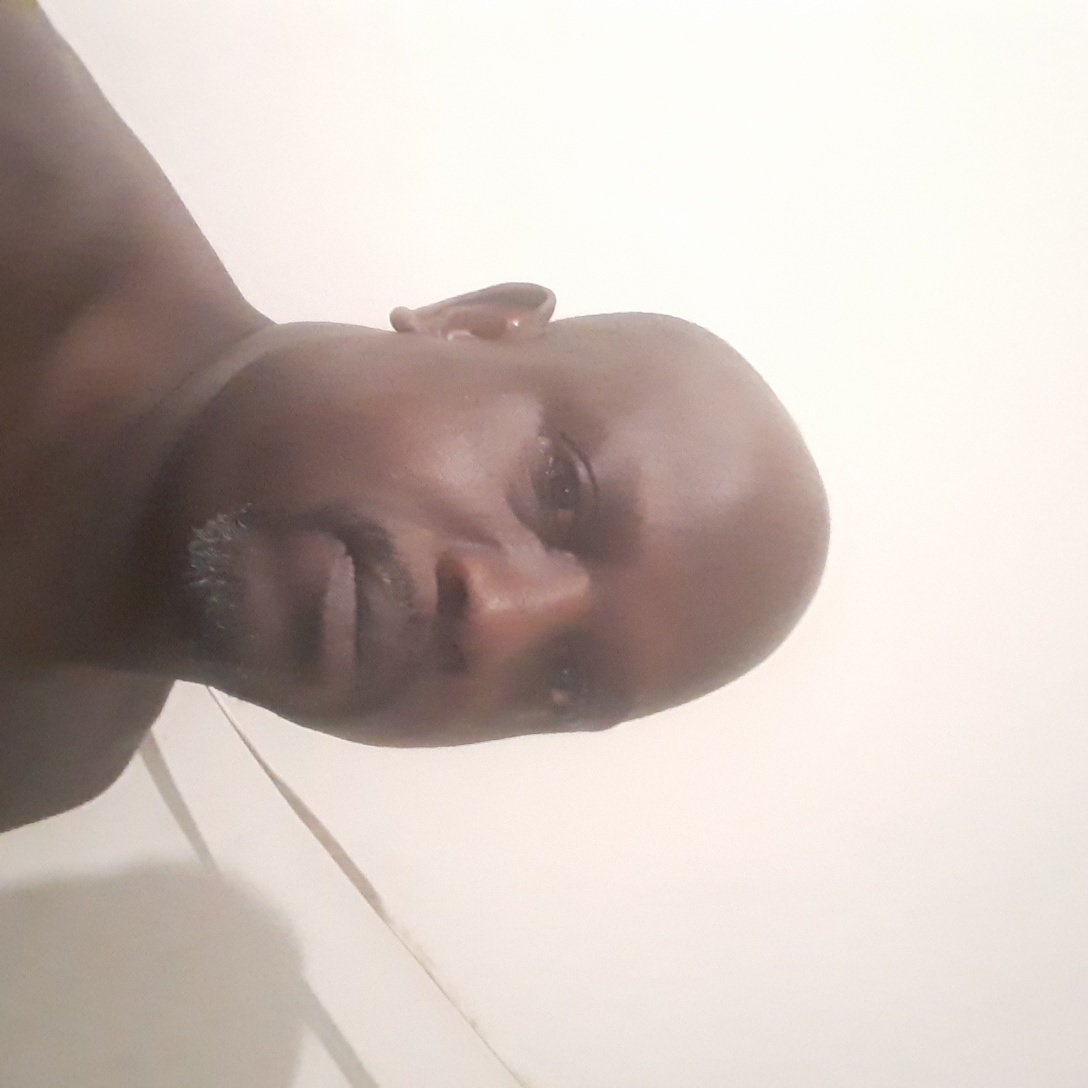 Carlos Alexandre De Souza Neves