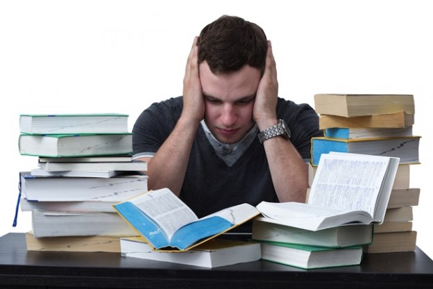 Aluno durante uma aula particular na Educare