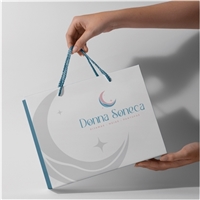 Donna Soneca, Logo e Identidade, Roupas, Jóias & acessórios