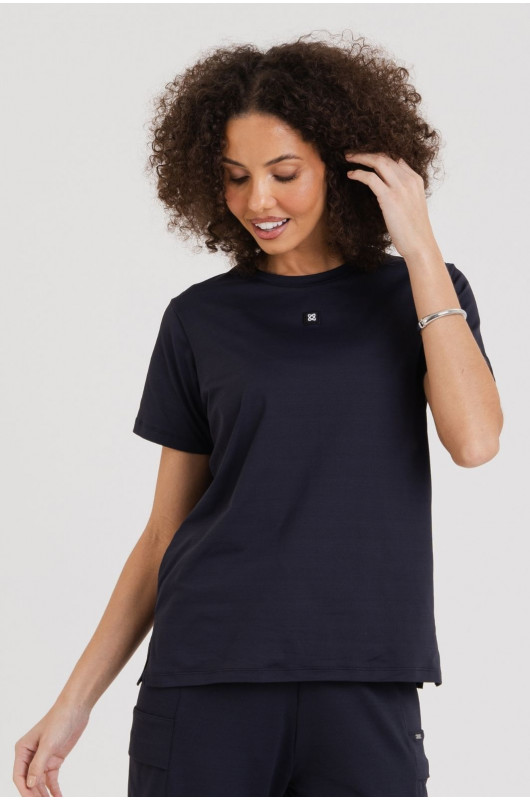 Camiseta Comfy Logo Feminina Preta - 24270121 