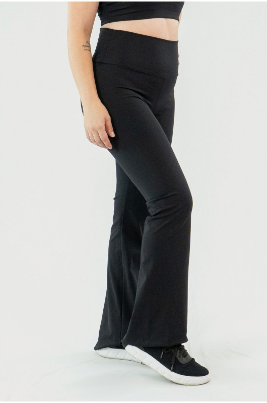 Calça Flare Feminina Preto – 24271817