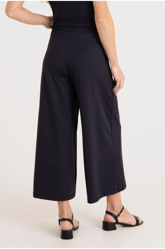   Calça Pantacourt Feminina Preta - 24271355 
