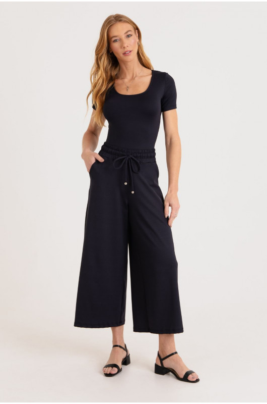 Blusa Decote Quadrado Preta - 24271637