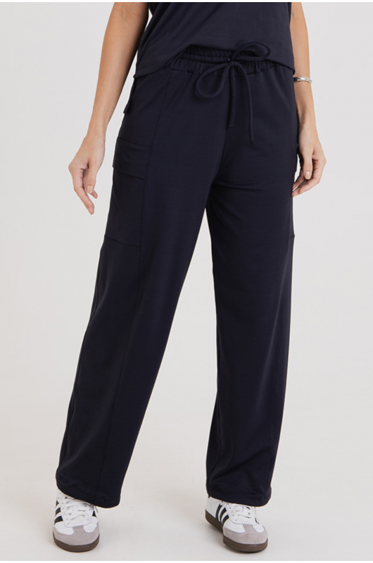 Calça Bolso Cargo Feminina Preta - 24271468