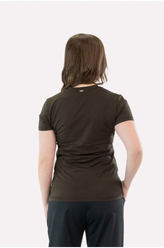 Camiseta B.ON Air Slim Alongada Feminina Marrom Expresso – 24271905