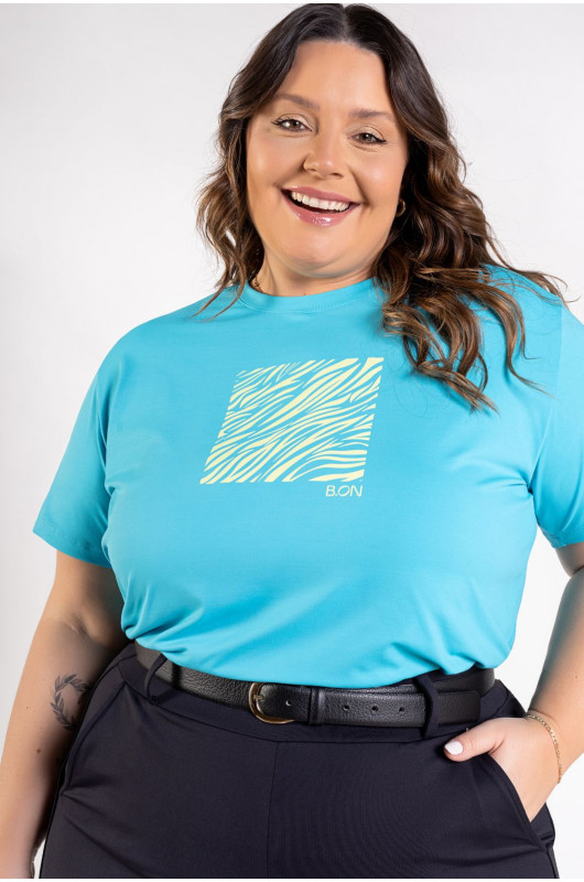 T-Shirt Feminina Estampada Plus Size Azul Cerúleo - 24271140