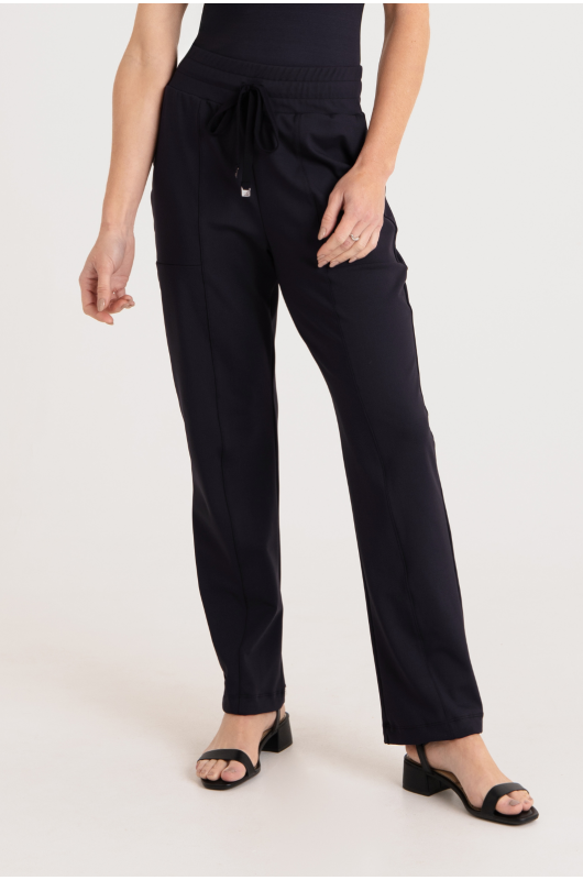 Calça Reta Versátil Feminina Preta  - 24271627 