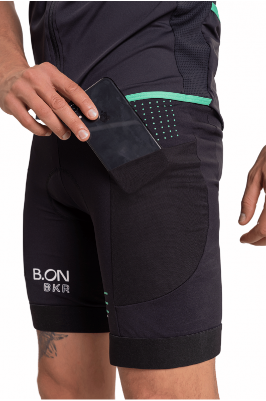 Bermuda Ciclismo Masculina Preta c/ Verde - 24270716